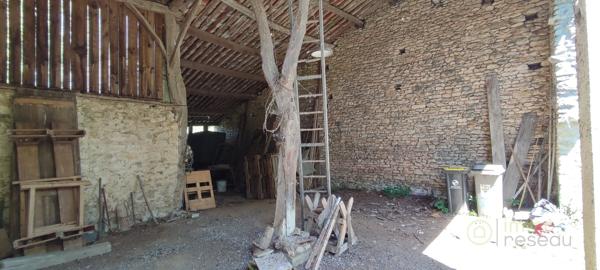 Maison à rénover à SAINT CIERS SUR GIRONDE (33820)