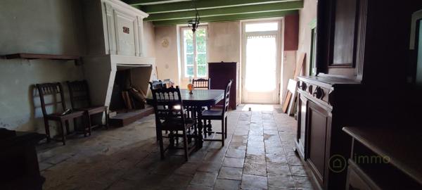 Maison à rénover à SAINT CIERS SUR GIRONDE (33820)