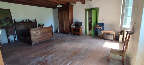 Maison à rénover à SAINT CIERS SUR GIRONDE (33820)