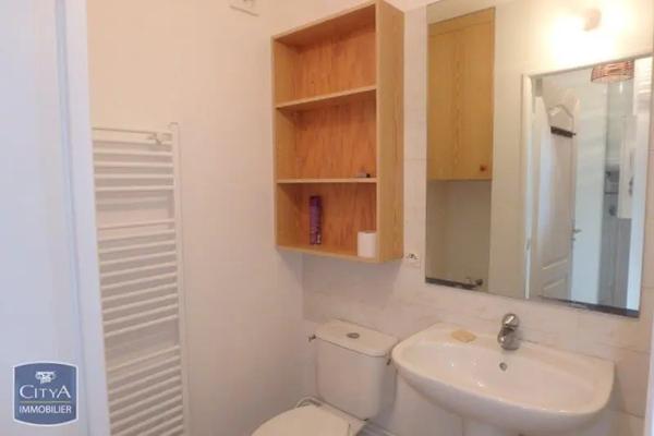 Appartement à louer 1 pièce 27.56m² Viroflay (78220)