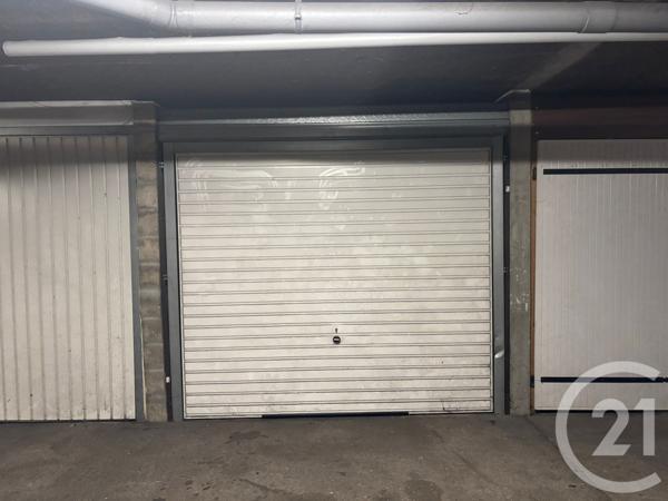 Parking à vendre  13 m2 EVRY - 91