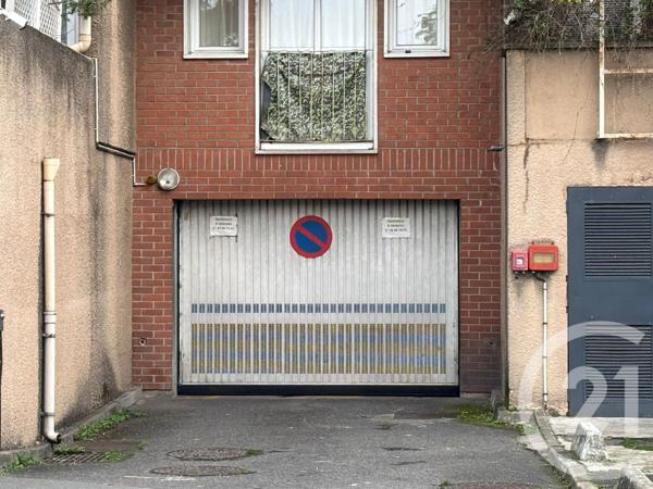 Parking à vendre  13 m2 EVRY - 91
