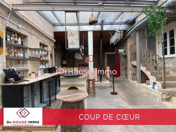 Maison à vendre 10 pièces de 700 m²