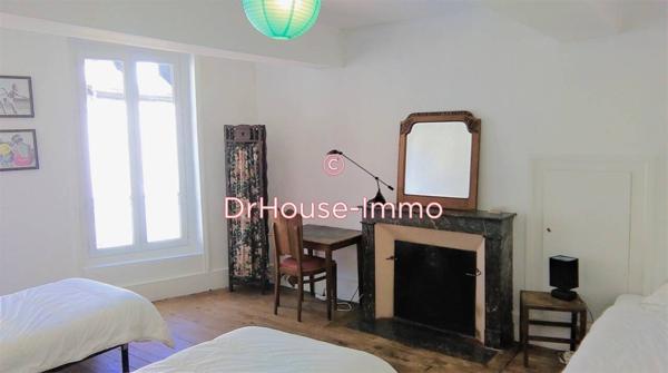 Maison à vendre 10 pièces de 700 m²