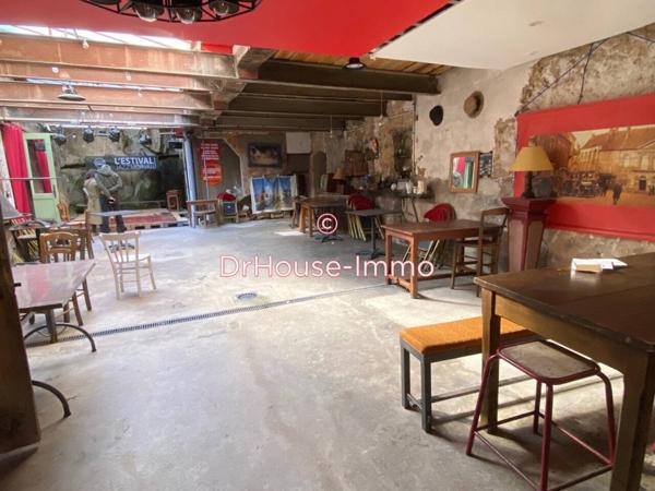 Maison à vendre 10 pièces de 700 m²