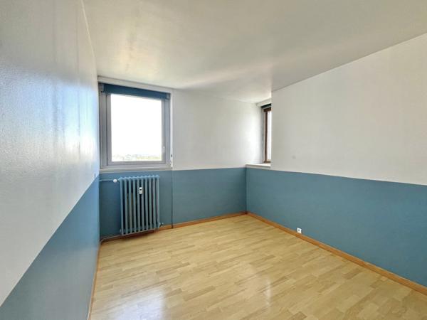 Appartement T3 - Métro Euroteleport