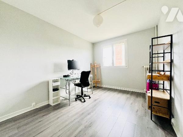 TOURS
Quartier MONTJOYEUX
Proche Grandmont et lieux d'études
