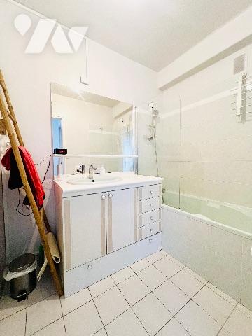 TOURS
Quartier MONTJOYEUX
Proche Grandmont et lieux d'études