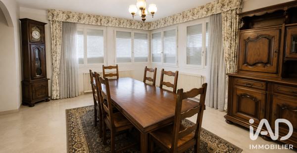 Maison à vendre 8 pièces 230 m² Port-des-Barques