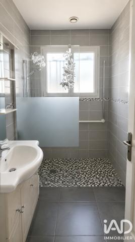 Maison à vendre 8 pièces 230 m² Port-des-Barques