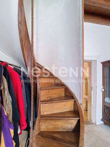 Ancienne ferme à vendre à Espiens avec terrain de 4.7 Hectares