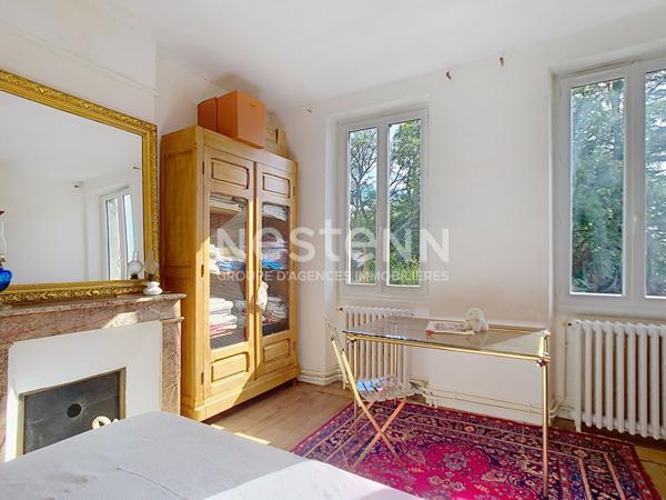 Ancienne ferme à vendre à Espiens avec terrain de 4.7 Hectares