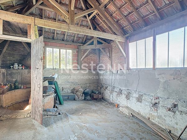 Ancienne ferme à vendre à Espiens avec terrain de 4.7 Hectares