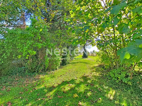 Ancienne ferme à vendre à Espiens avec terrain de 4.7 Hectares