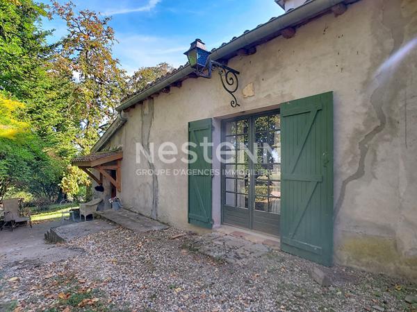 Ancienne ferme à vendre à Espiens avec terrain de 4.7 Hectares