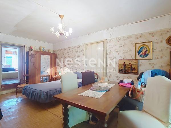 Ancienne ferme à vendre à Espiens avec terrain de 4.7 Hectares