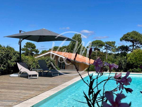 EXCLUSIVITE! Maison familiale 150m² avec piscine et beaux volumes au calme – Pyla-sur-Mer (33115) sur une parcelle paysagée de plus de 930m² LE PYLA SUR MER