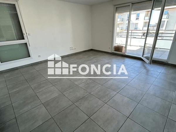 Location Appartement 3 pièces 59.2 m² - 8 AVENUE DE LA PETITE MER Vitrolles 13127