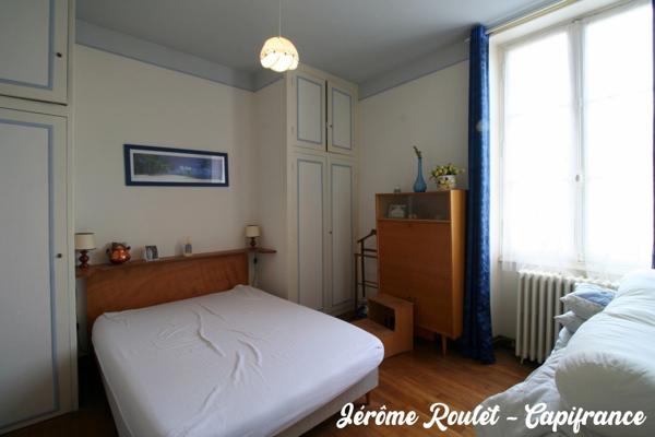 Dpt Vienne (86), à vendre Champigny-En-Rochereau maison P8 de 220 m² - Terrain de 1 017,00 m²