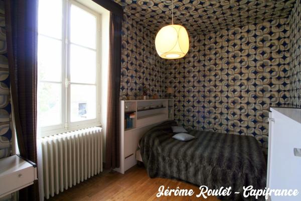 Dpt Vienne (86), à vendre Champigny-En-Rochereau maison P8 de 220 m² - Terrain de 1 017,00 m²