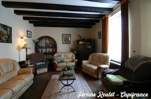 Dpt Vienne (86), à vendre Champigny-En-Rochereau maison P8 de 220 m² - Terrain de 1 017,00 m²