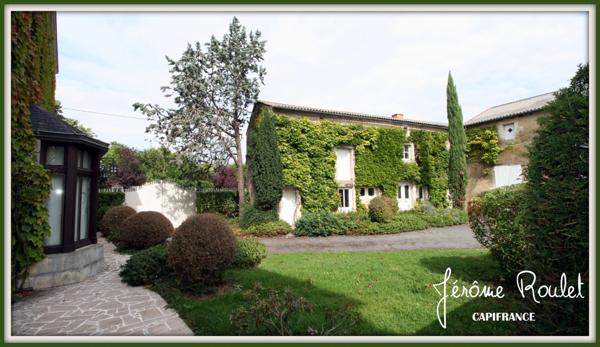 Dpt Vienne (86), à vendre Champigny-En-Rochereau maison P8 de 220 m² - Terrain de 1 017,00 m²