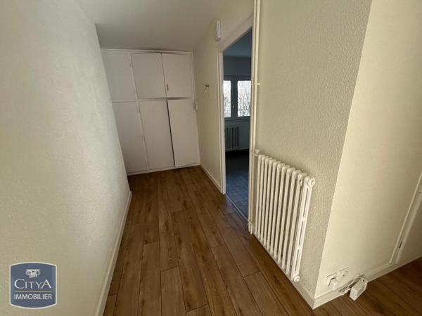 Appartement à louer 3 pièces 73.09m²