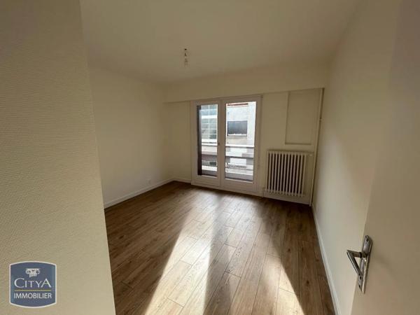 Appartement à louer 3 pièces 73.09m²