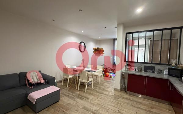 Maison à vendre    3 pièces •  Claira