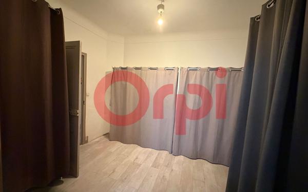 Maison à vendre    3 pièces •  Claira