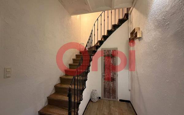 Maison à vendre    3 pièces •  Claira