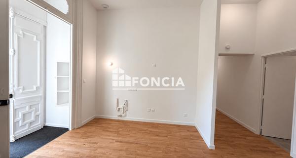 Location Appartement 3 pièces 82.7 m² - Bourg-en-bresse 01000