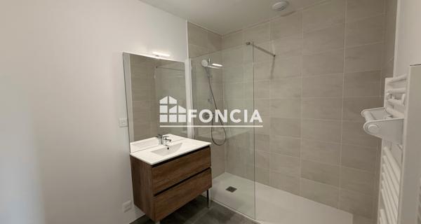 Location Appartement 3 pièces 82.7 m² - Bourg-en-bresse 01000