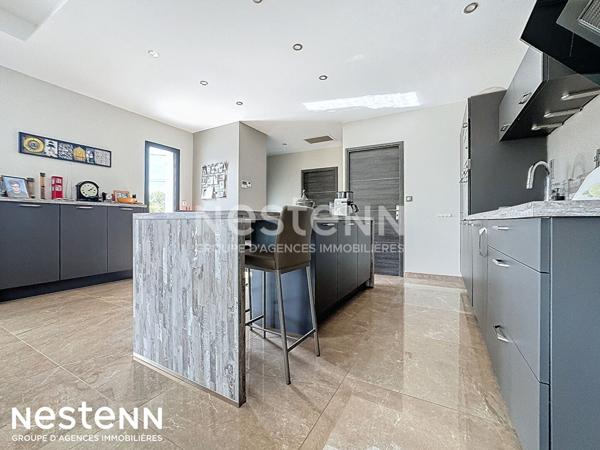 Maison Paraza 5 pièce(s) 122 m2