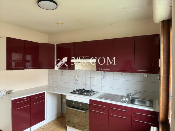 Maison
                                                                                                                                                                                                                                                                                                                        5 pièce(s)                                                                                                                                                                                                          5 chambre(s)                                                                                                                                                                                                          121  m²