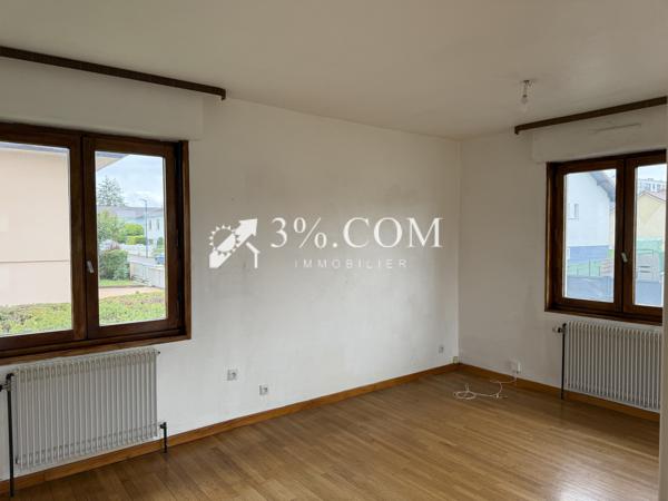 Maison
                                                                                                                                                                                                                                                                                                                        5 pièce(s)                                                                                                                                                                                                          5 chambre(s)                                                                                                                                                                                                          121  m²