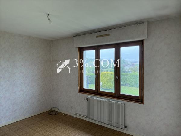 Maison
                                                                                                                                                                                                                                                                                                                        5 pièce(s)                                                                                                                                                                                                          5 chambre(s)                                                                                                                                                                                                          121  m²