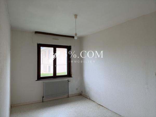 Maison
                                                                                                                                                                                                                                                                                                                        5 pièce(s)                                                                                                                                                                                                          5 chambre(s)                                                                                                                                                                                                          121  m²