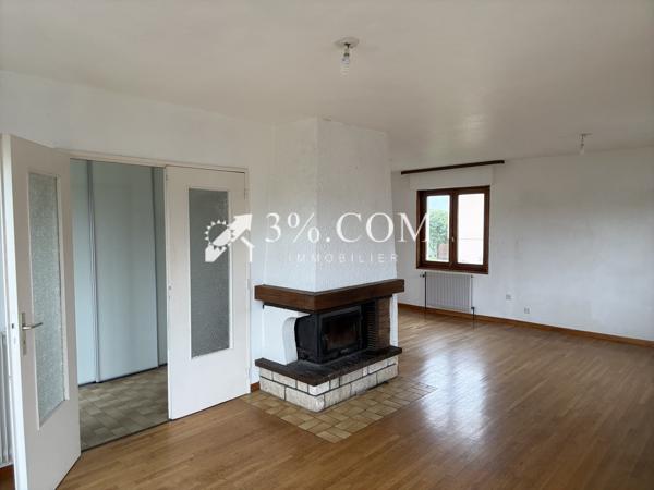 Maison
                                                                                                                                                                                                                                                                                                                        5 pièce(s)                                                                                                                                                                                                          5 chambre(s)                                                                                                                                                                                                          121  m²