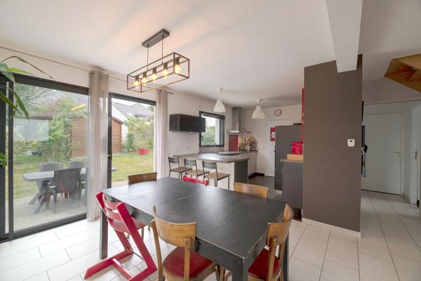 EXCLUSIVITE - MAISON SAINT ERBLON - 4 CHAMBRES - CALME ET CONFORT !!!