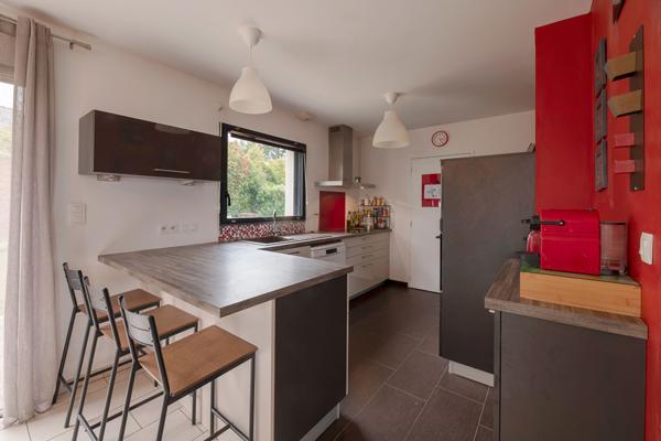EXCLUSIVITE - MAISON SAINT ERBLON - 4 CHAMBRES - CALME ET CONFORT !!!