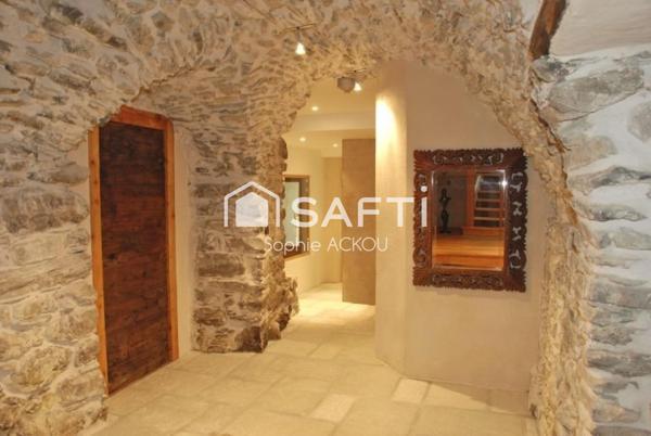 Maison d'exception aux pieds du Parc National des Ecrins