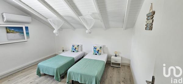 Maison 5 pièces de 134 m² à Sainte-Anne (97180)