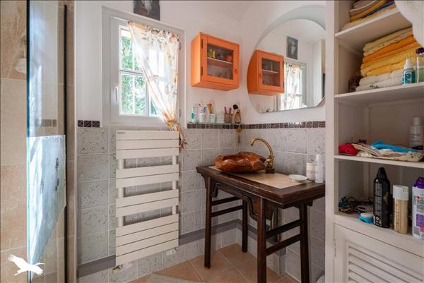 Maison à vendre |  Jonzac |  7 pièces | 250 m²