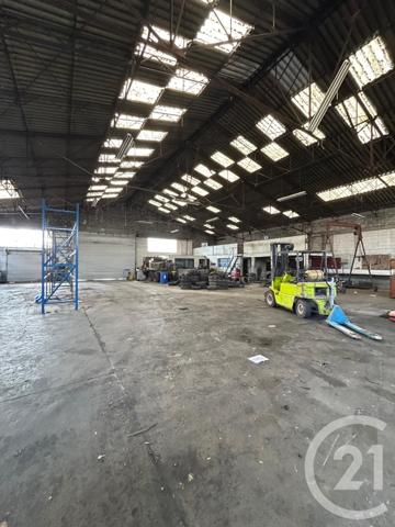 à vendre  674 m2 STE LIVRADE SUR LOT - 47