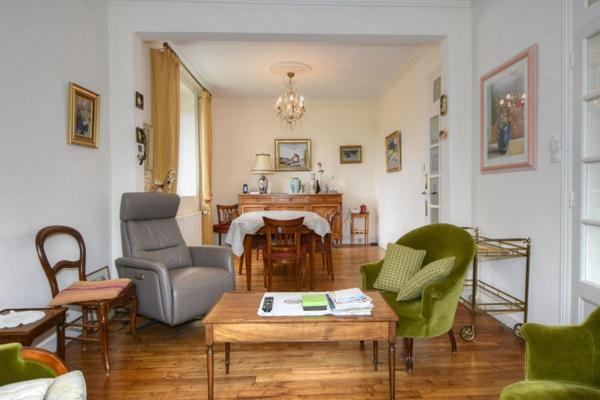 Maison avec une partie indépendante en centre-ville