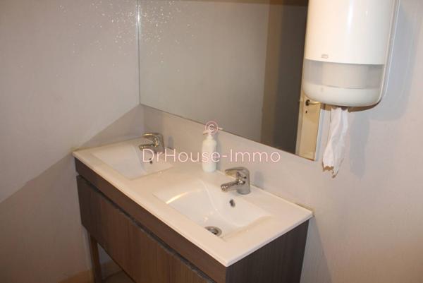 Commerce à vendre 3 pièces de 213 m²