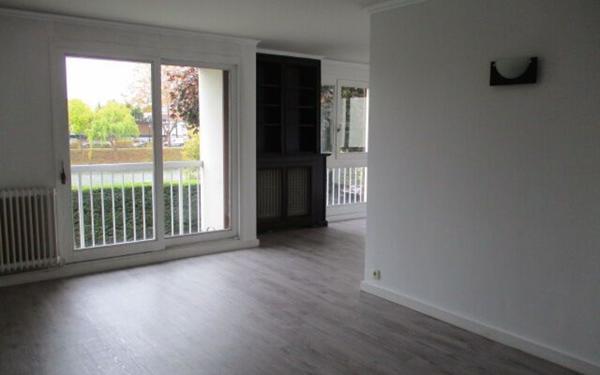 Appartement à louer    3 pièces • 76,39 m2 Bry-sur-Marne