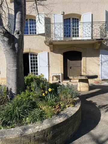 Vente Maison 6 pièces 228 m2 à Grans