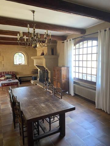 Vente Maison 6 pièces 228 m2 à Grans